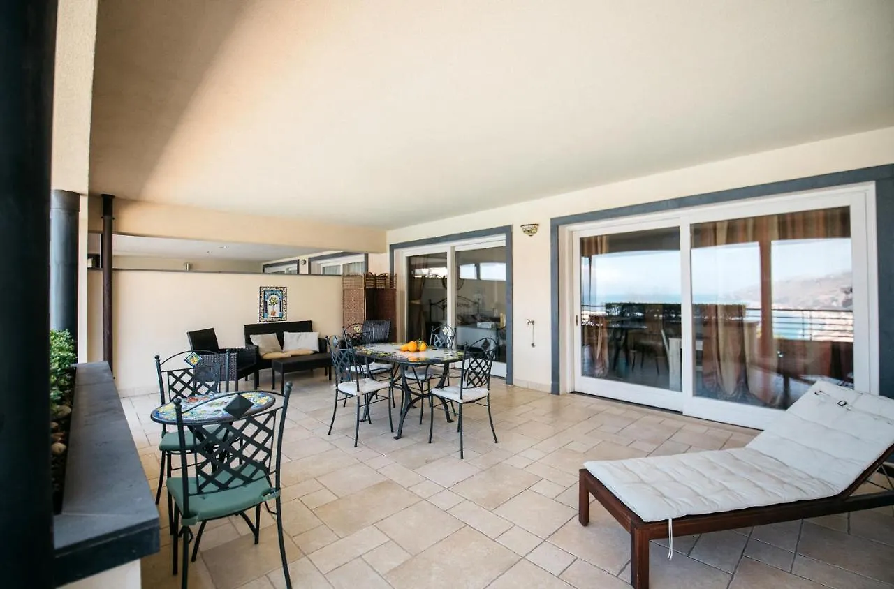 Taormina Lux & Elite Apartments - Taormina Holidays