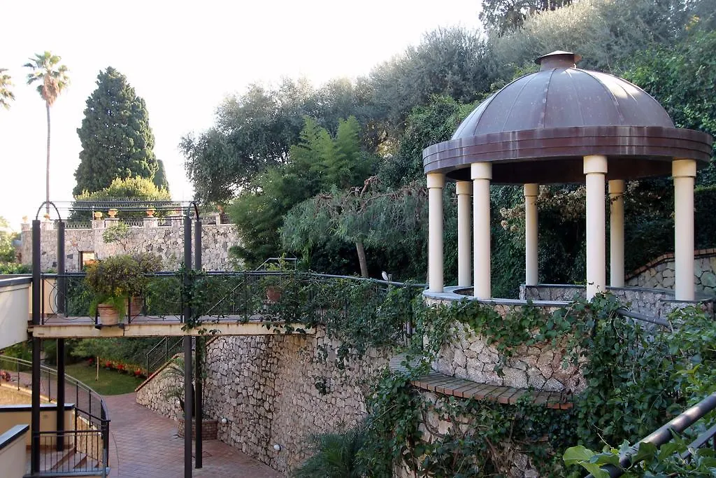 Taormina Lux & Elite Apartments - Taormina Holidays Италия